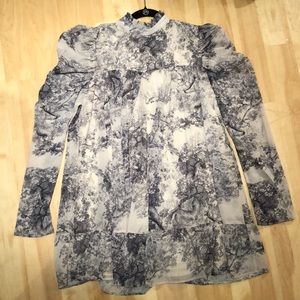 In The Style Lorna Luxe Cora dress NWT